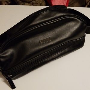 Calvin Klein toiletry bag like new